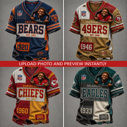 Personalized NFL Premium V-Neck T-shirt Gift For Fans 2206 NAK NHT