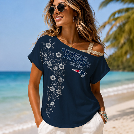 NEP x NFL Slouchy Off-Shoulder T-Shirt