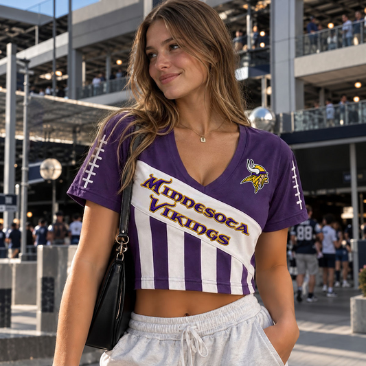 Premium NFL x MIN T Shirt V-neck